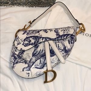 🤍💙 𝑫𝑰𝑶𝑹 𝑺𝑨𝑫𝑫𝑳𝑬𝑩𝑨𝑮 💙🤍